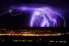 1333960472_terrifying_lightning_strikes_over_albuquerque_640_34.jpg